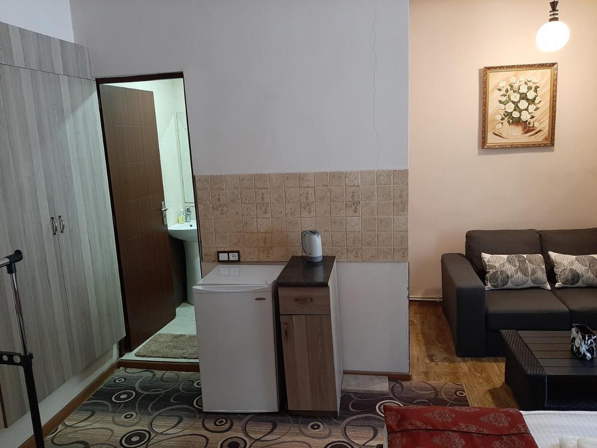 Shara Talyan Guest House & Tours Erywań Zewnętrze zdjęcie