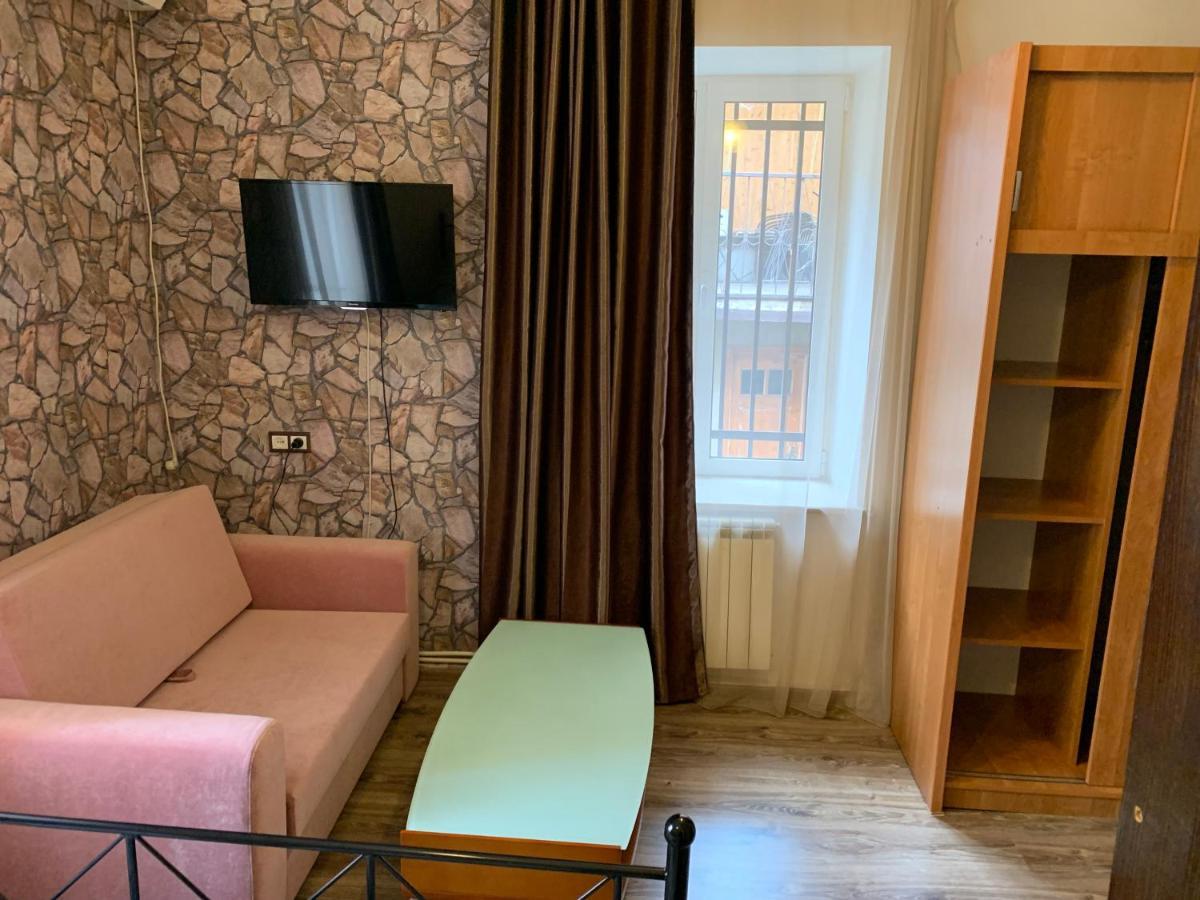 Shara Talyan Guest House & Tours Erywań Zewnętrze zdjęcie